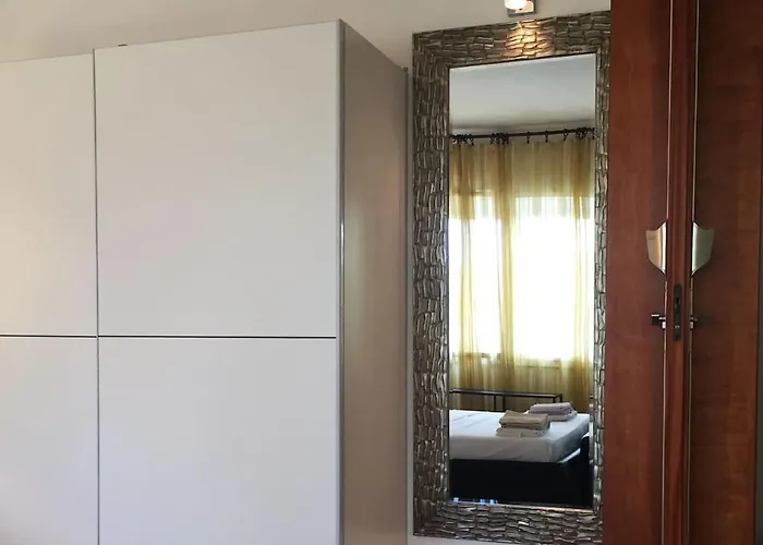 Apartament Domic ,two Bedrooms Whit Large Terrace Nijvice